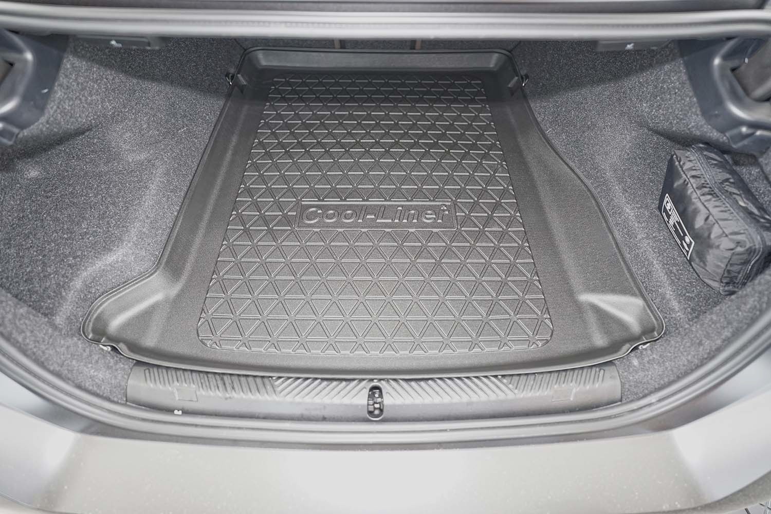 Premium Kofferraumwanne für BMW i5 (G60E) Limousine