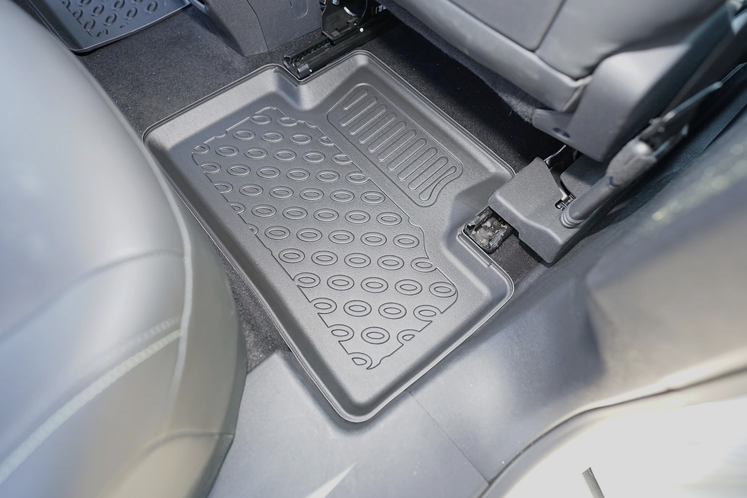 Premium Fußraumschalen für Peugeot E-3008 III (Elektro)