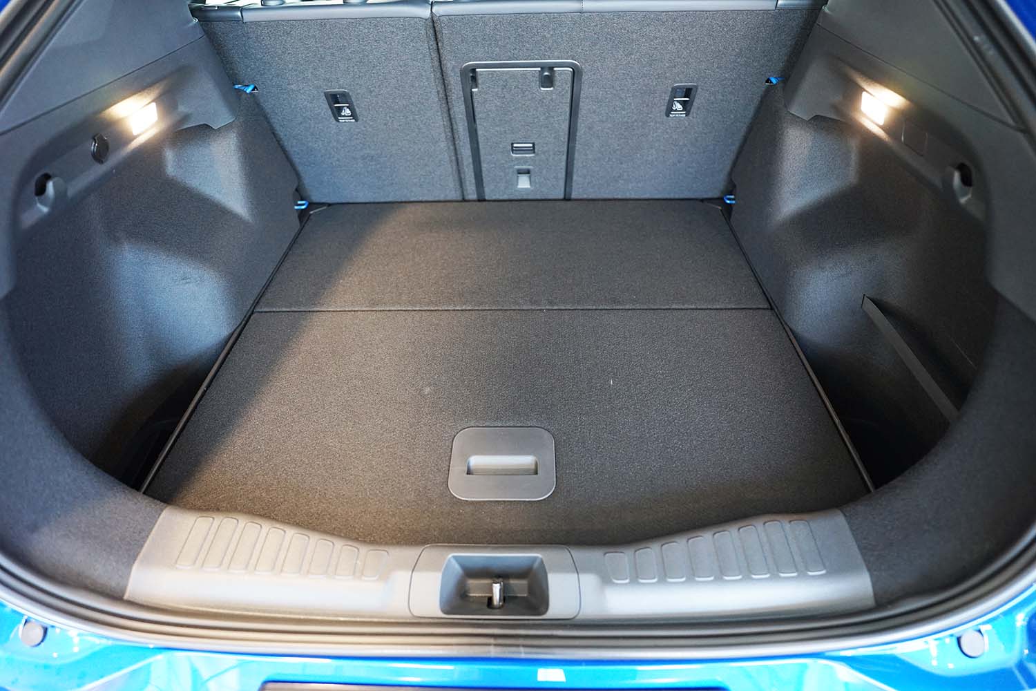 Premium Kofferraumwanne für Ford Capri