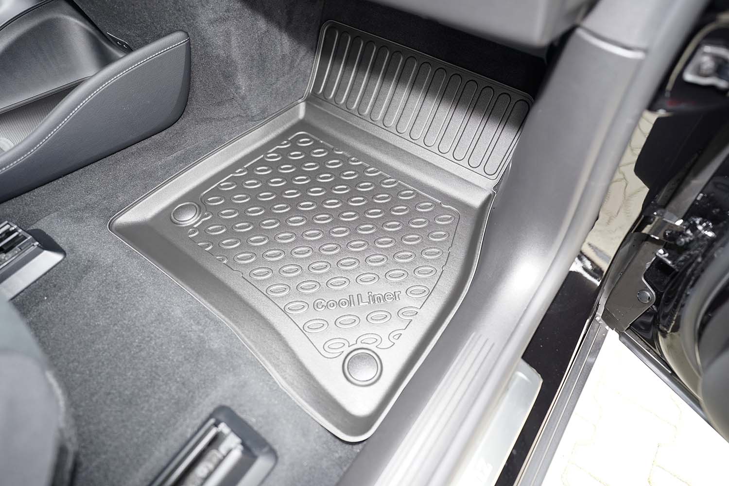 Premium Fußraumschalen für Mercedes EQE (X294)